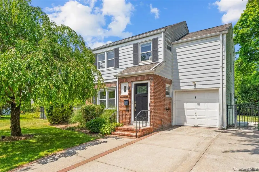 8 Park Circle, Great Neck, NY 11024 - #3