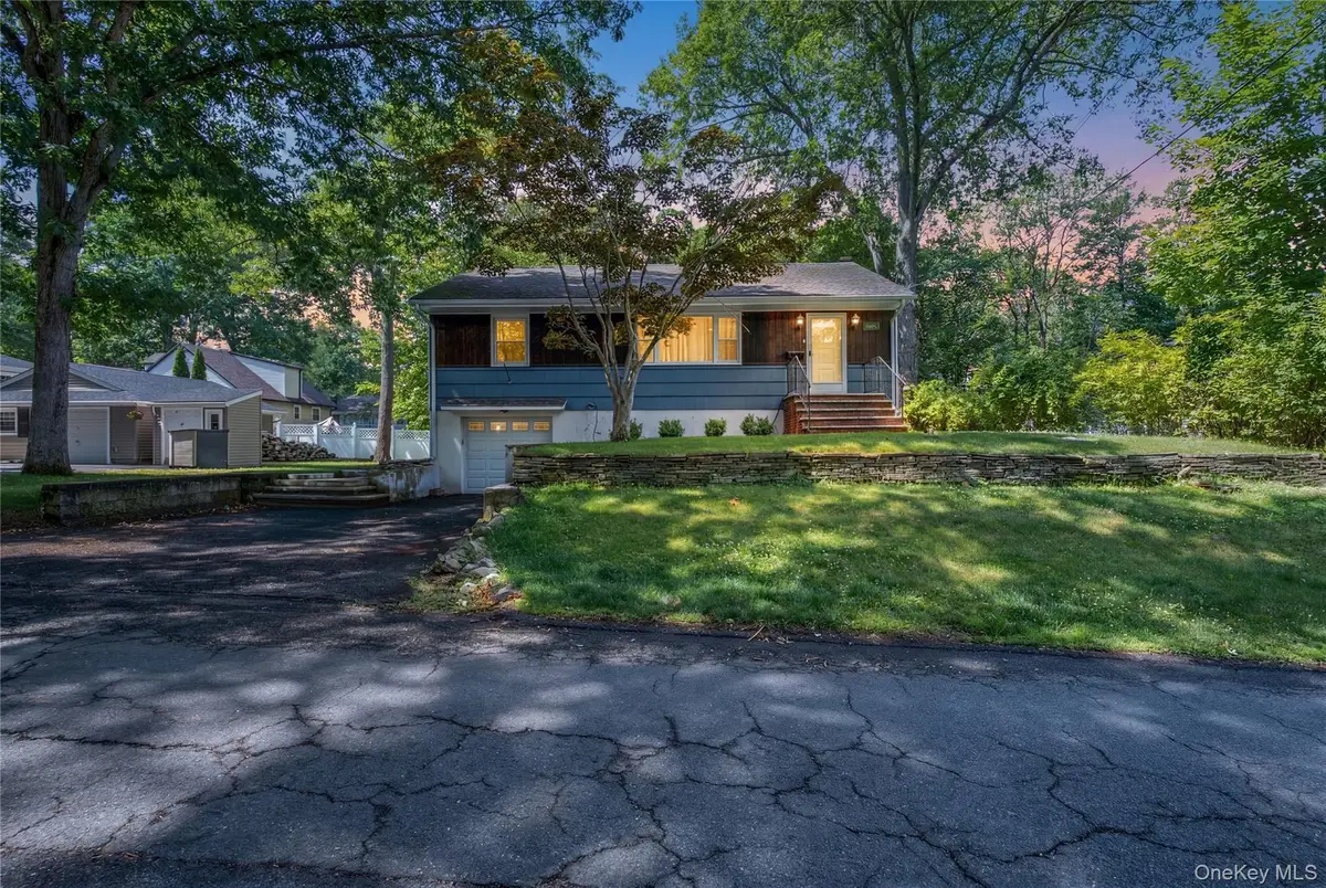 11 Forest Drive, Suffern, NY 10901 - #1