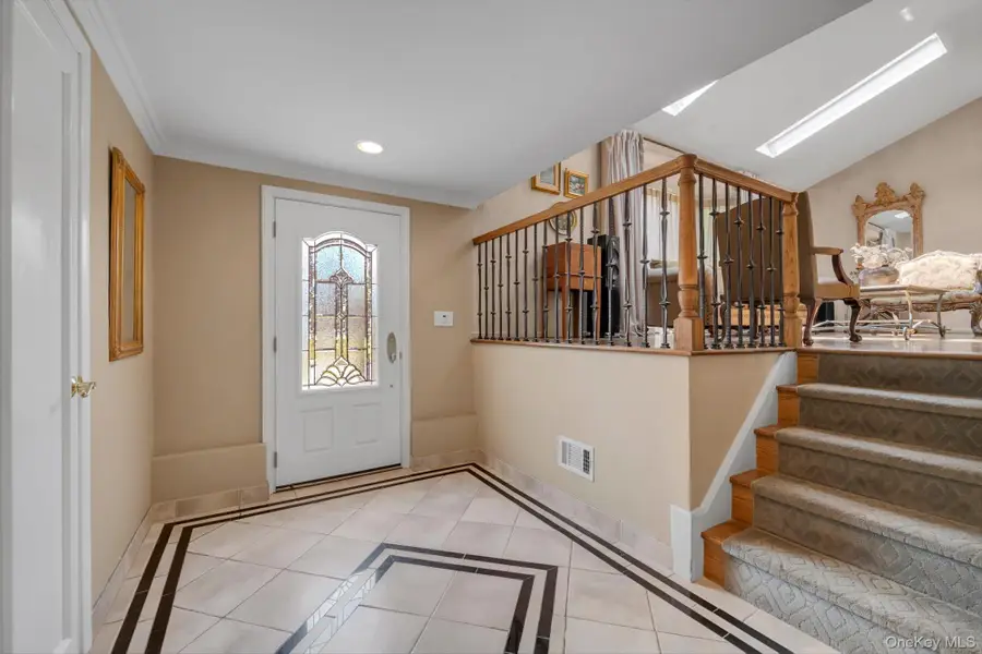 36 Sullivan Drive, Jericho, NY 11753 - #2