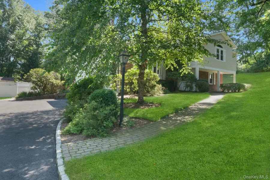 26 Alder Drive, Briarcliff Manor, NY 10510 - #2