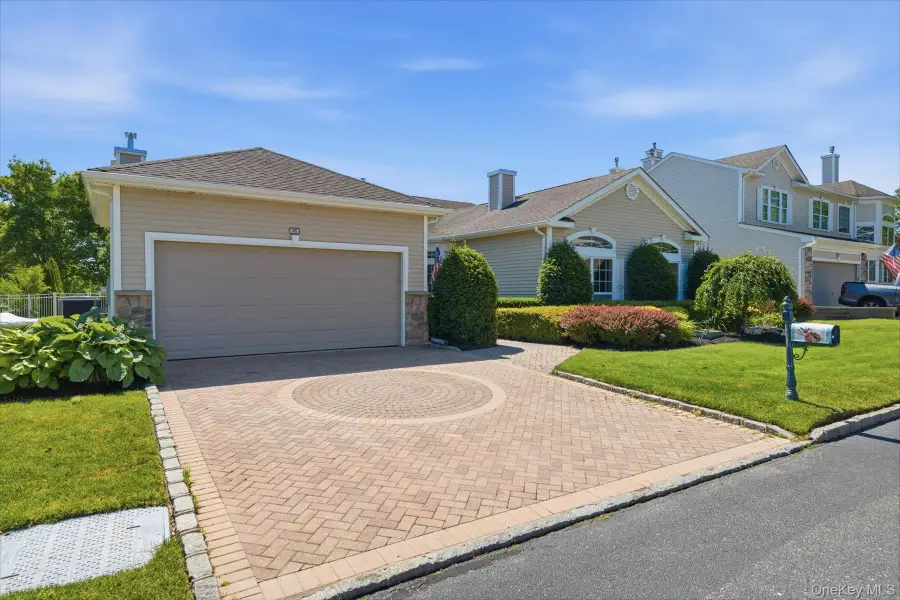 95 Hamlet Drive, Mount Sinai, NY 11766 - #2
