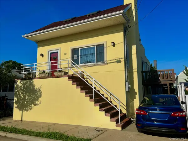 10 Freeport Avenue, Point Lookout, NY 11569