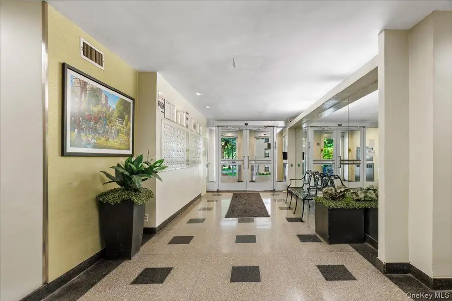 6 Fordham Hill Oval #12h, Bronx, NY 10468 - #2