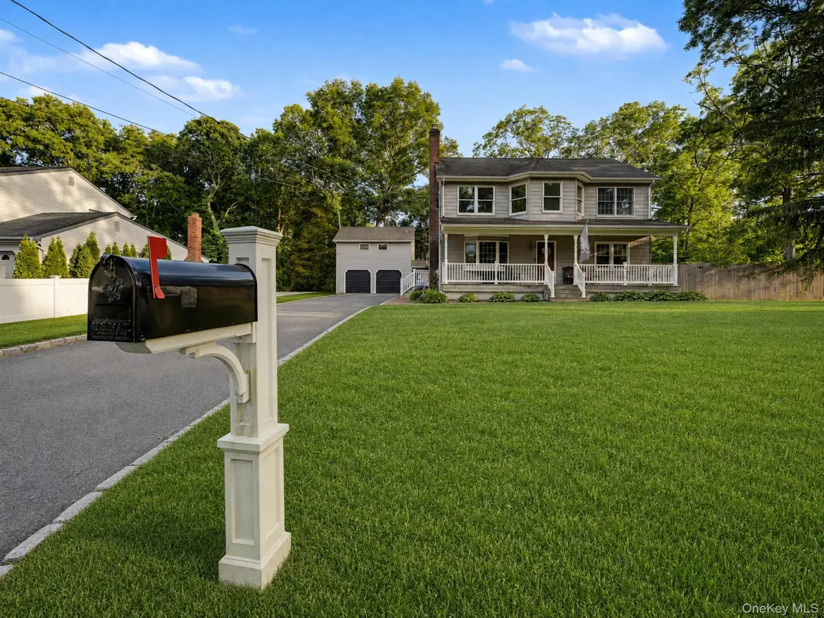 20 Richmond Boulevard, Lake Grove, NY 11755 - #1