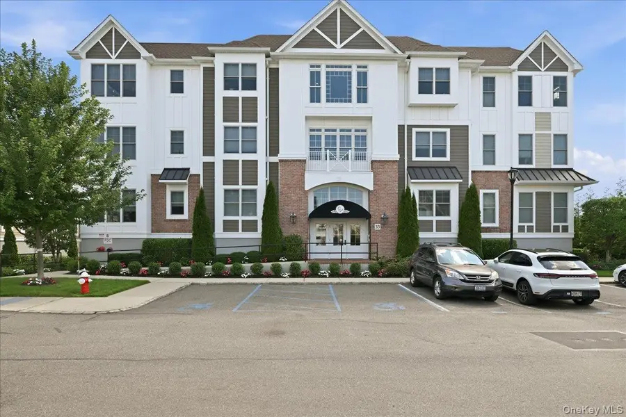 33204 Spruce Pond Circle, Plainview, NY 11803 - #2