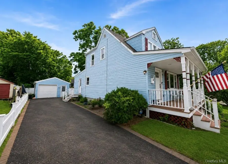 72 George Street, Babylon, NY 11702 - #2
