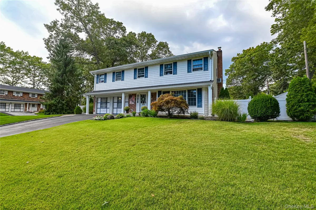 23 Hurtin Boulevard, Smithtown, NY 11787 - #1