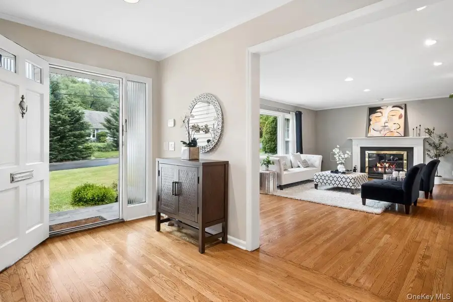 30 Stonehouse Road, Scarsdale, NY 10583 - #2