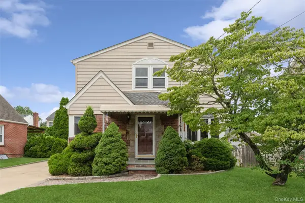 163 Bregman Avenue, New Hyde Park, NY 11040