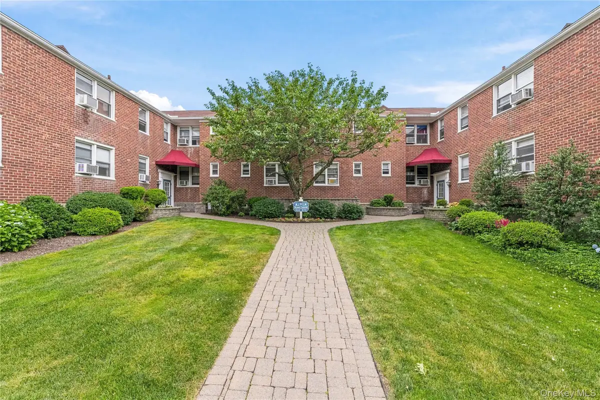 9 Bryant Crescent #1G, White Plains, NY 10605 - #1