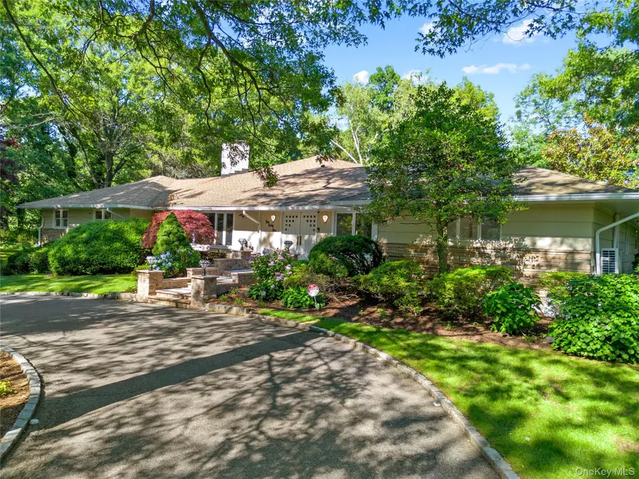 249 Glen Cove Road, Old Westbury, NY 11568 - #2