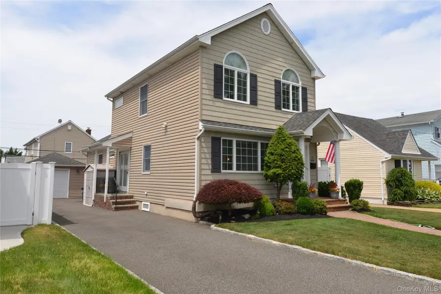 2698 Rosebud Avenue, Merrick, NY 11566 - #2