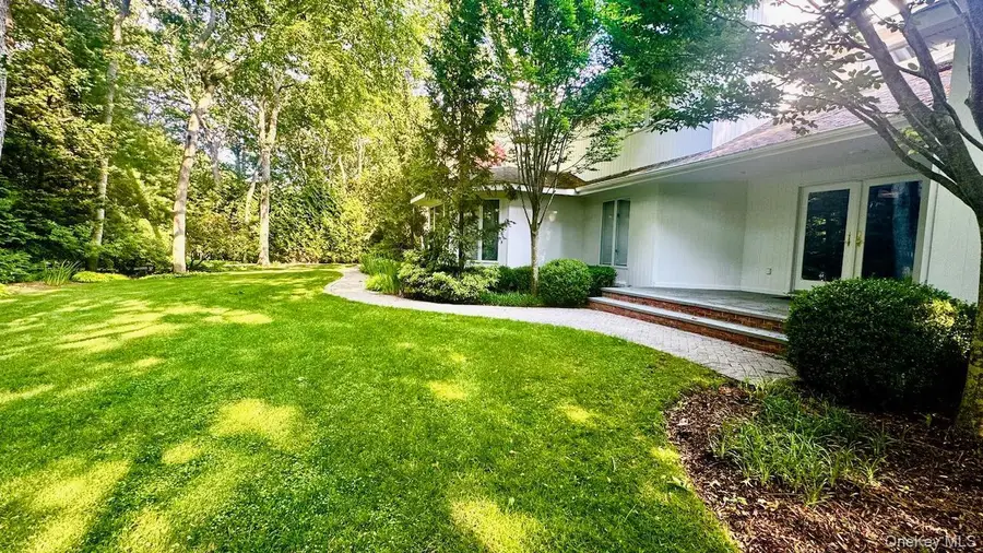9 Plume Grass Way, Westhampton, NY 11977 - #3