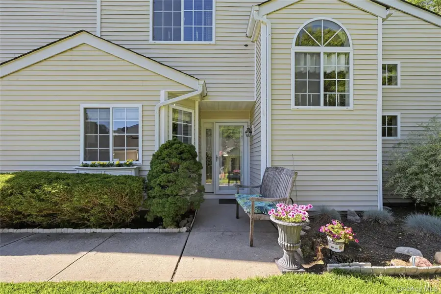 129 Farm House Court #129, Manorville, NY 11949 - #2