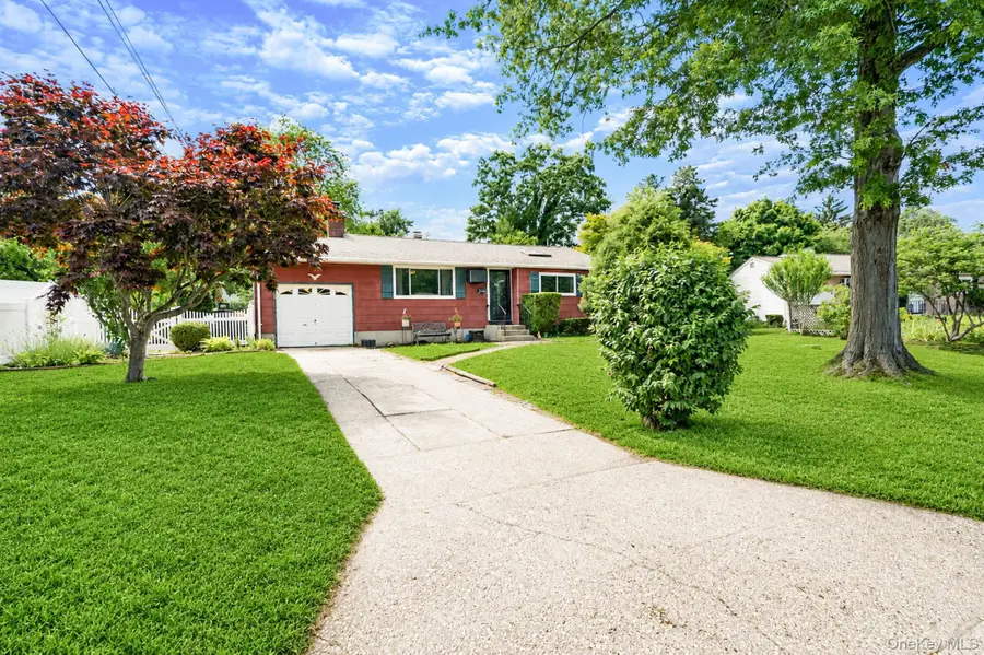 180 Whitetail Lane, Central Islip, NY 11722 - #3