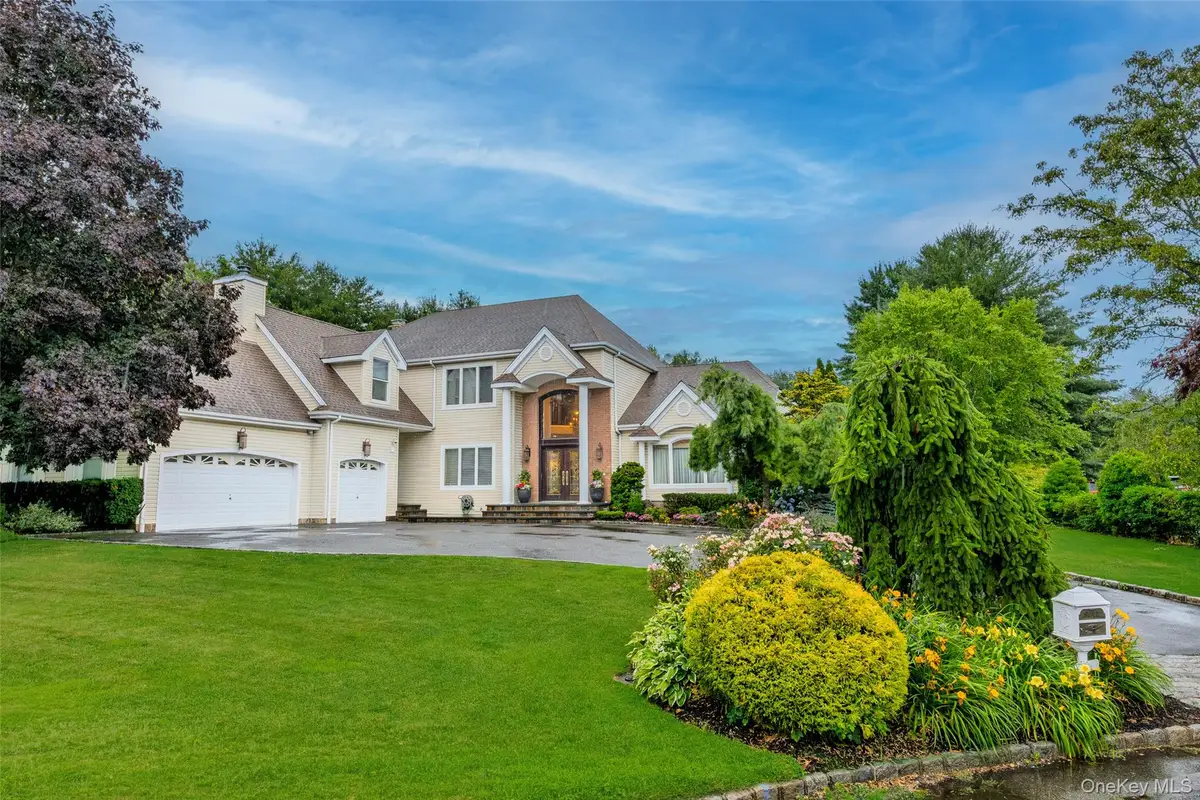 56 Sage Hollow Court, Dix Hills, NY 11746 - #1