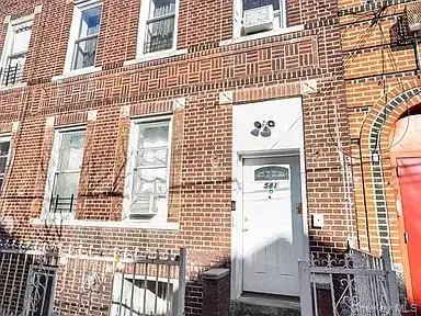 581 Van Siclen Avenue, Brooklyn, NY 11207