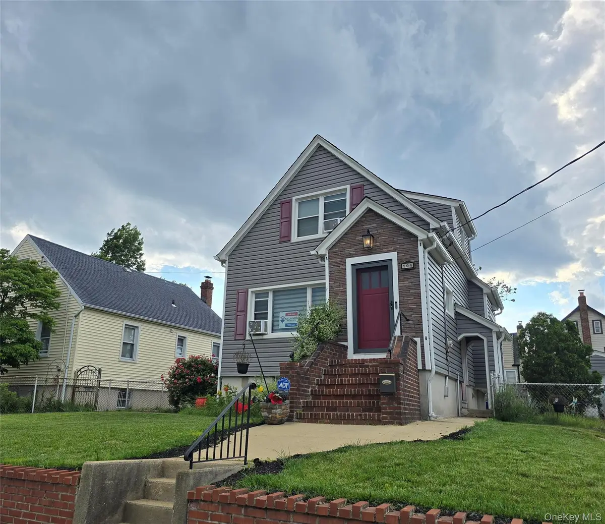 104 Ormonde Boulevard, Valley Stream, NY 11580 - #1