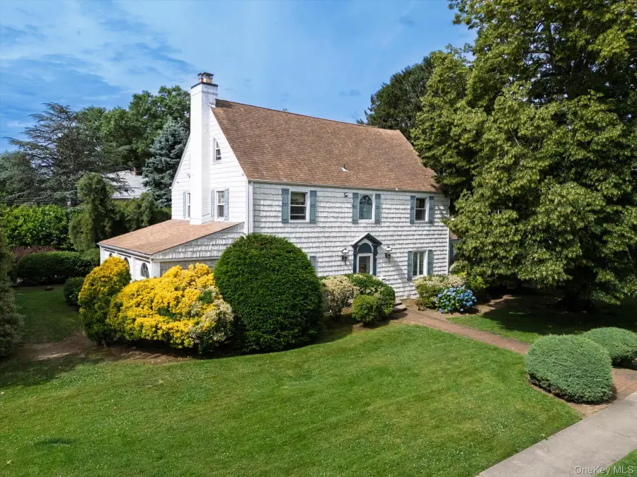 68 Oxford Road, Rockville Centre, NY 11570 - #2