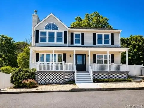 112 Shore Drive, Sound Beach, NY 11789 - #2