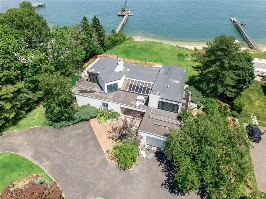 2 Todd Drive, Sands Point, NY 11050 - #2