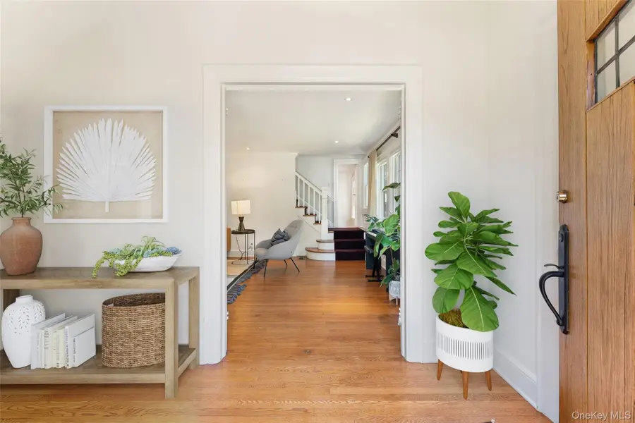 10 Cambridge Court, Larchmont, NY 10538 - #3