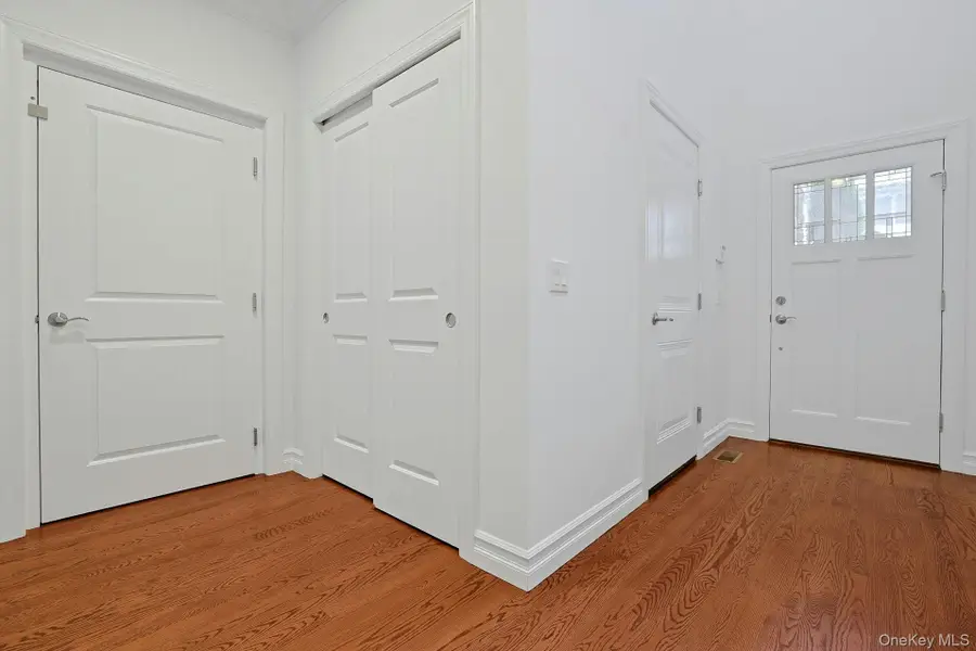 15 Hidden Ridge Court, Scarsdale, NY 10583 - #2