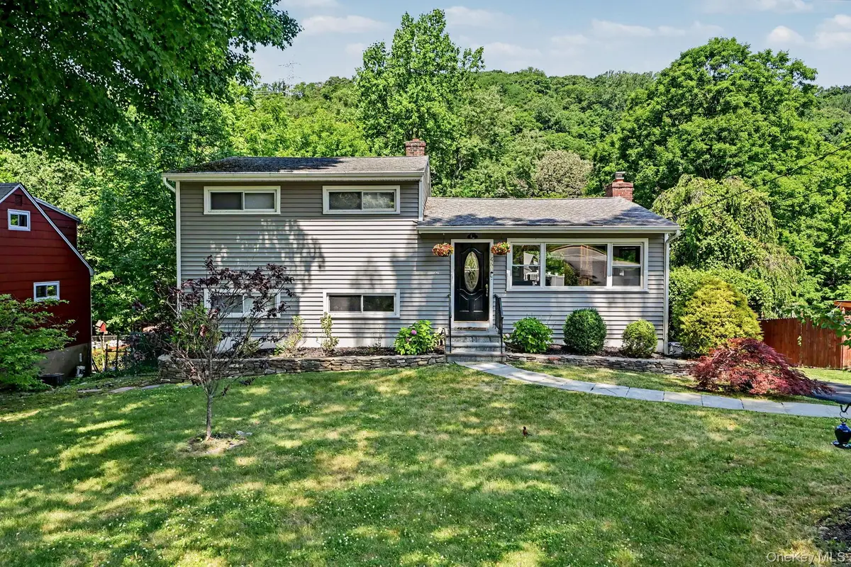 460 Washington Avenue, Pleasantville, NY 10570 - #1