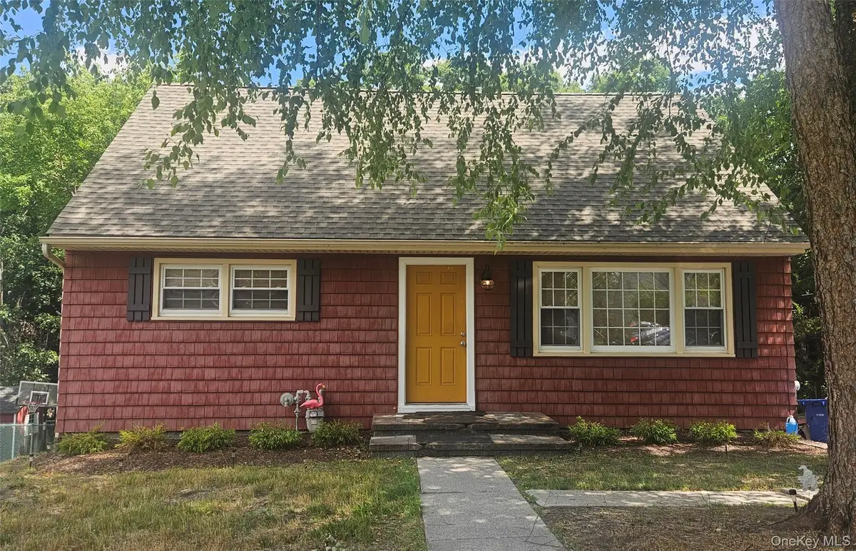 24 Mountain Avenue, Middletown, NY 10940 - #1