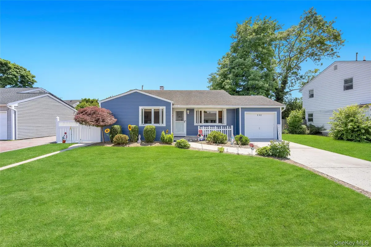 112 Washington Street, Farmingdale, NY 11735 - #1