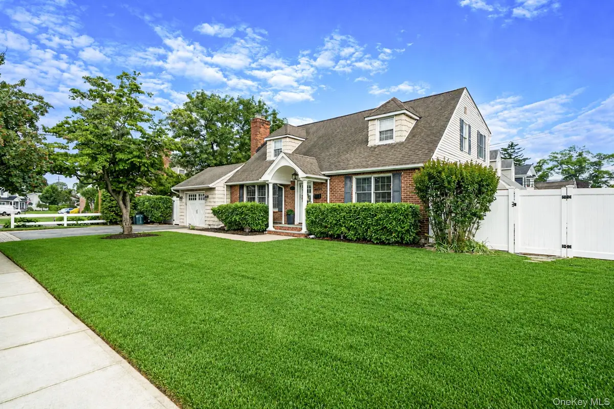 3438 Ella Road, Wantagh, NY 11793 - #1