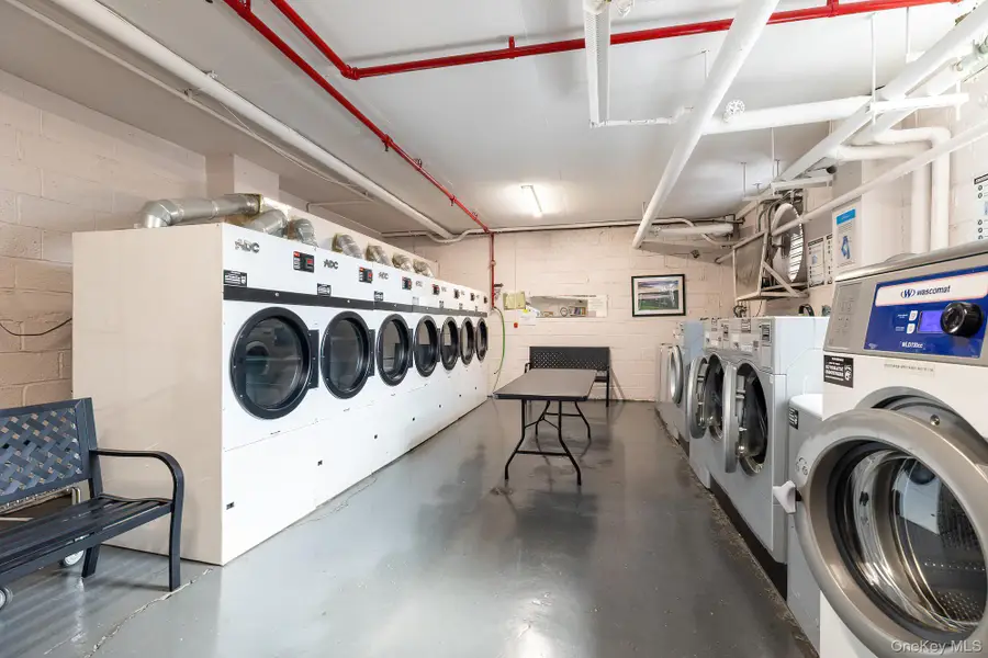55 Knolls Crescent #2H, Bronx, NY 10463 - #3