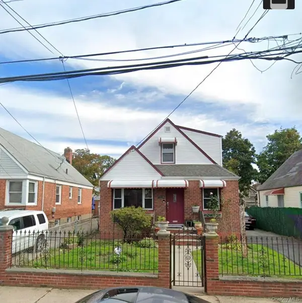 12135 Milburn Street, Springfield Gardens, NY 11413