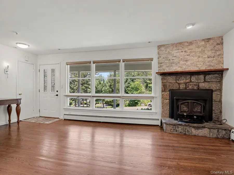 11 Leona Drive, Brewster, NY 10509 - #2