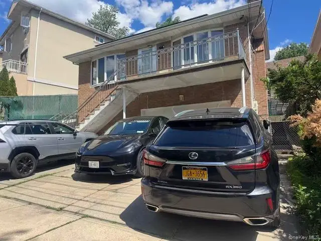 250-56 39th Road, Little Neck, NY 11363 - #1