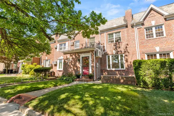 7718 83 Street, Glendale, NY 11385
