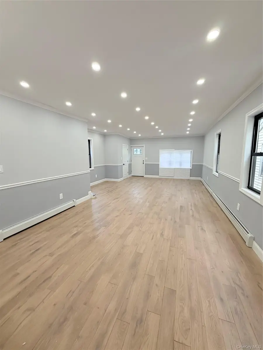 128 E 238th Street, Bronx, NY 10470 - #3
