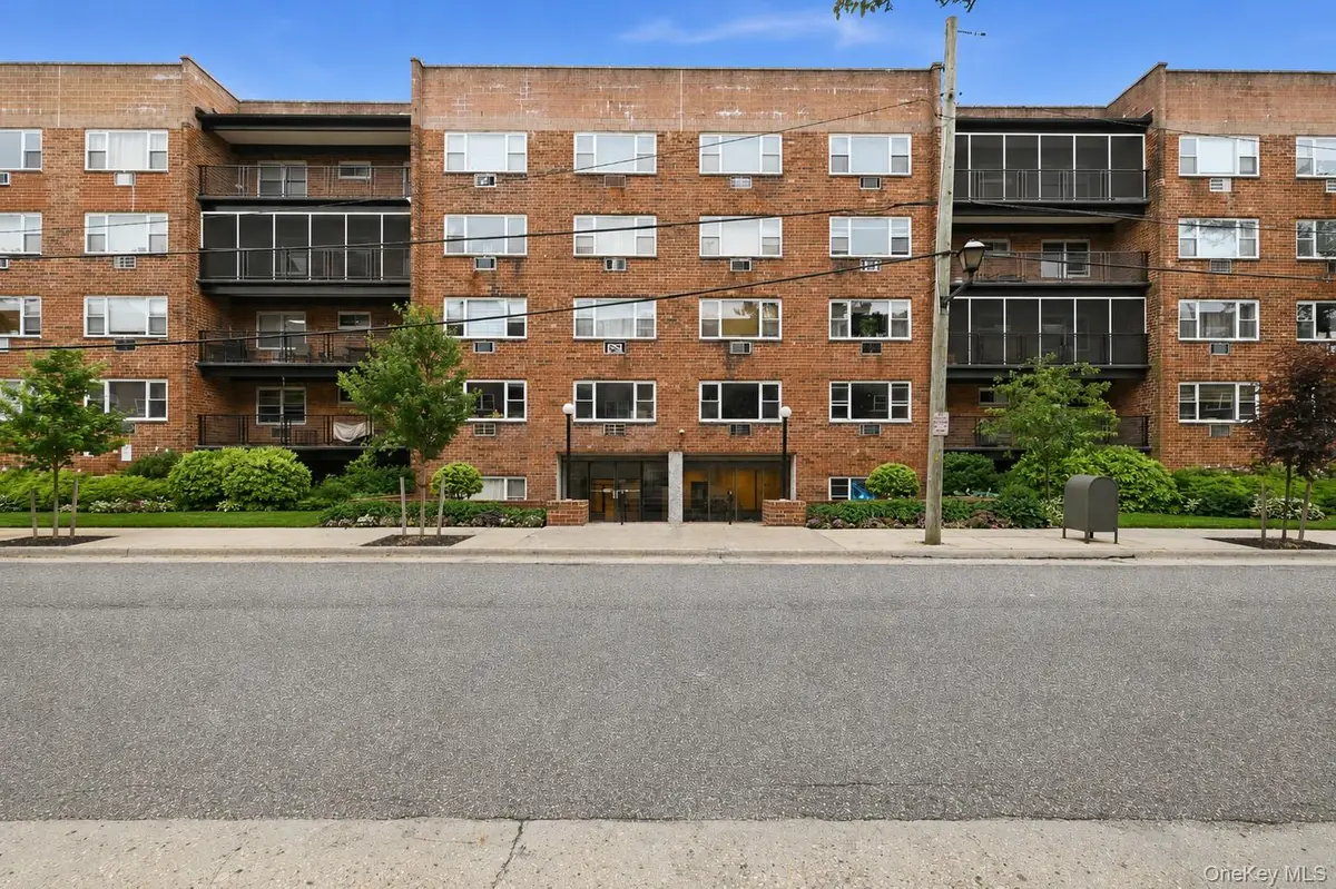 101 Lincoln Avenue #4K, Mineola, NY 11501 - #1