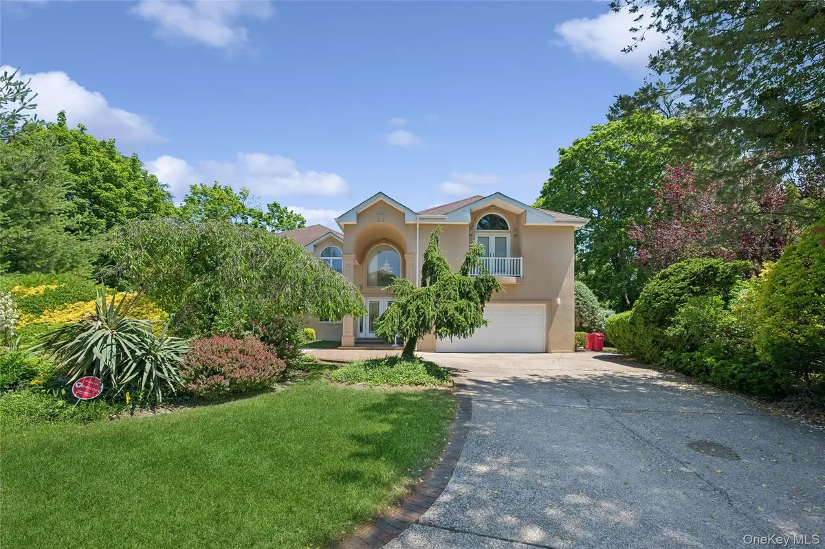 1319 Auerbach Avenue, Hewlett Harbor, NY 11557 - #1