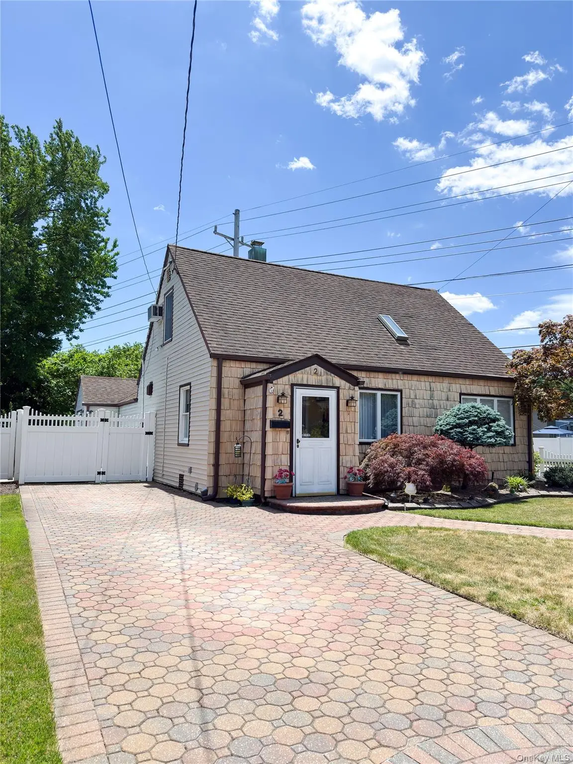 2 Irvington Street, Valley Stream, NY 11581 - #1