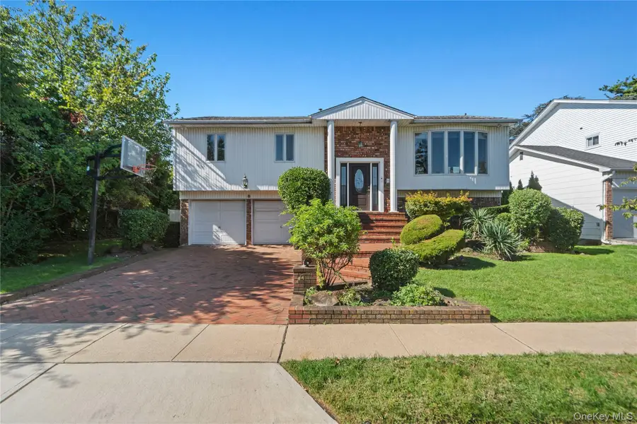 8 Gale Drive, Valley Stream, NY 11581 - #2