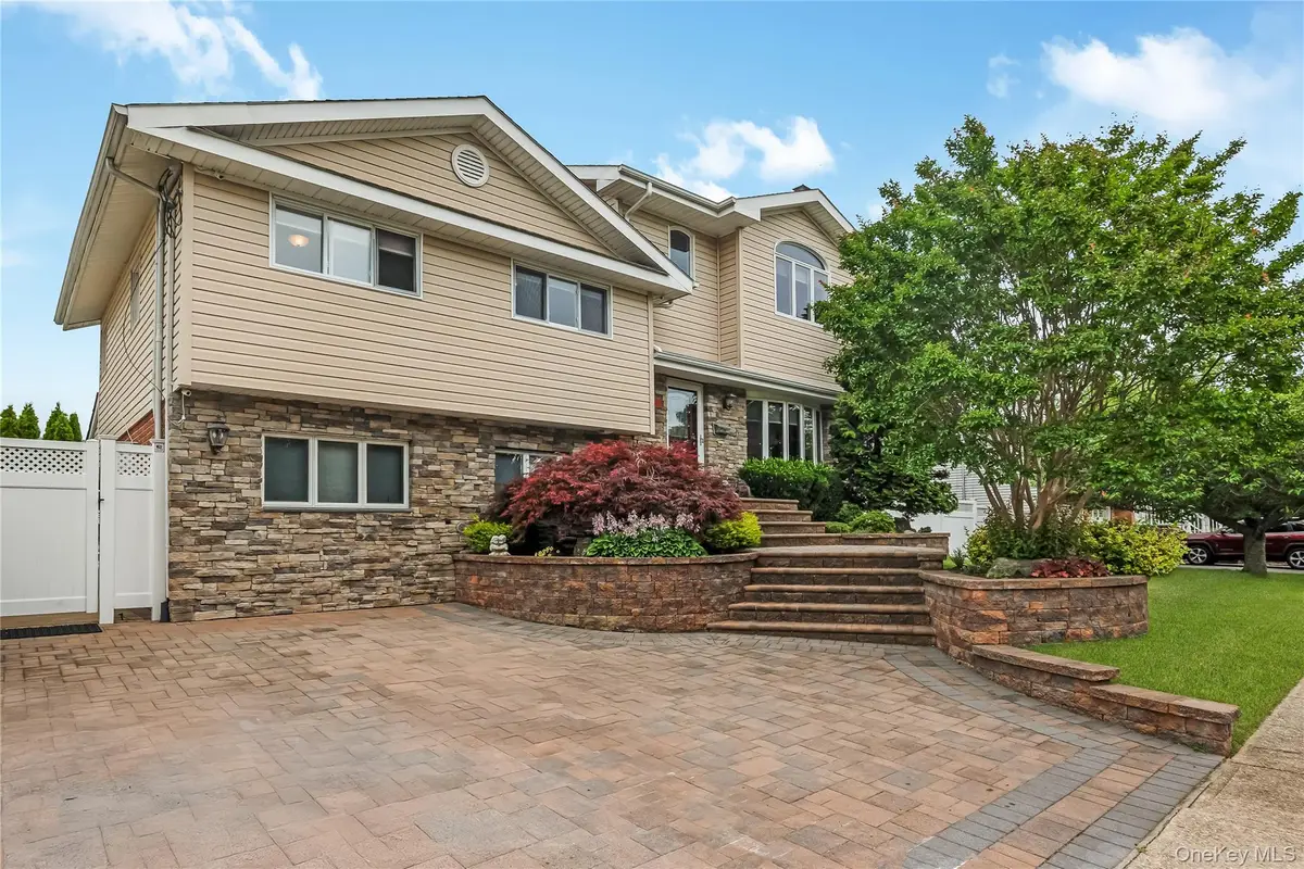145 Washington Street, Farmingdale, NY 11735 - #1