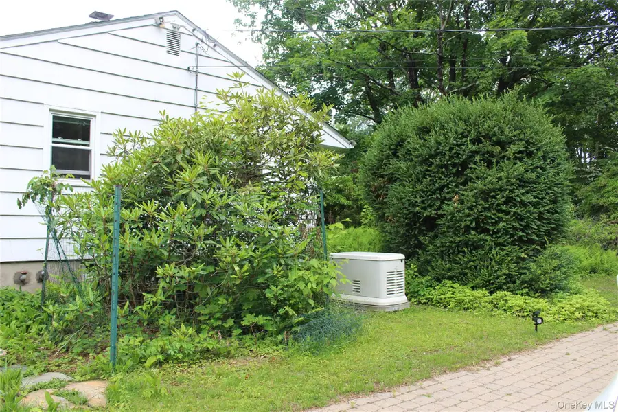 21 Elmwood Road, South Salem, NY 10590 - #2
