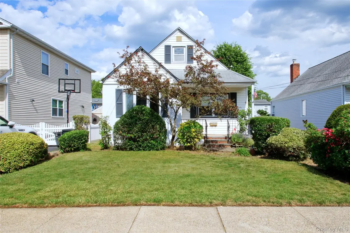 172 Wellington Road S, Garden City, NY 11530 - #1