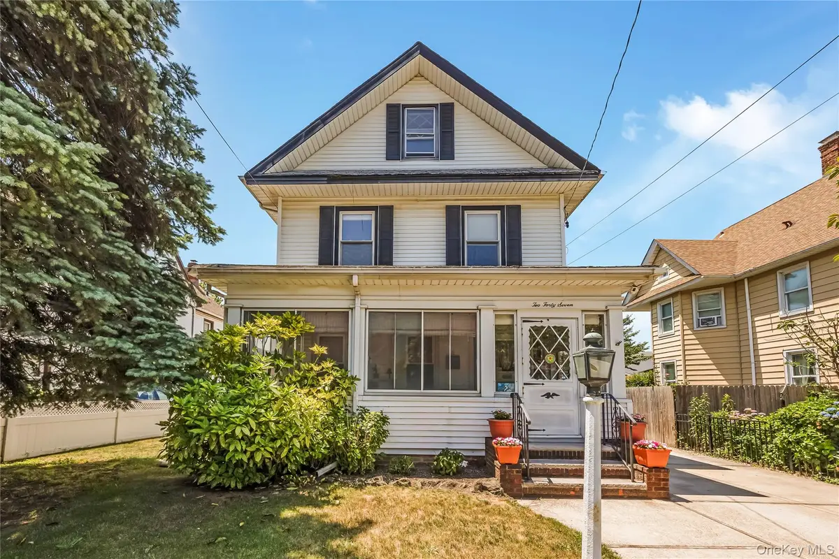 247 Allen Street, Lawrence, NY 11559 - #1