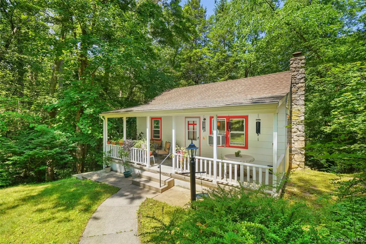 1017 Quaker Bridge Road E, Cortlandt, NY 10567 - #1