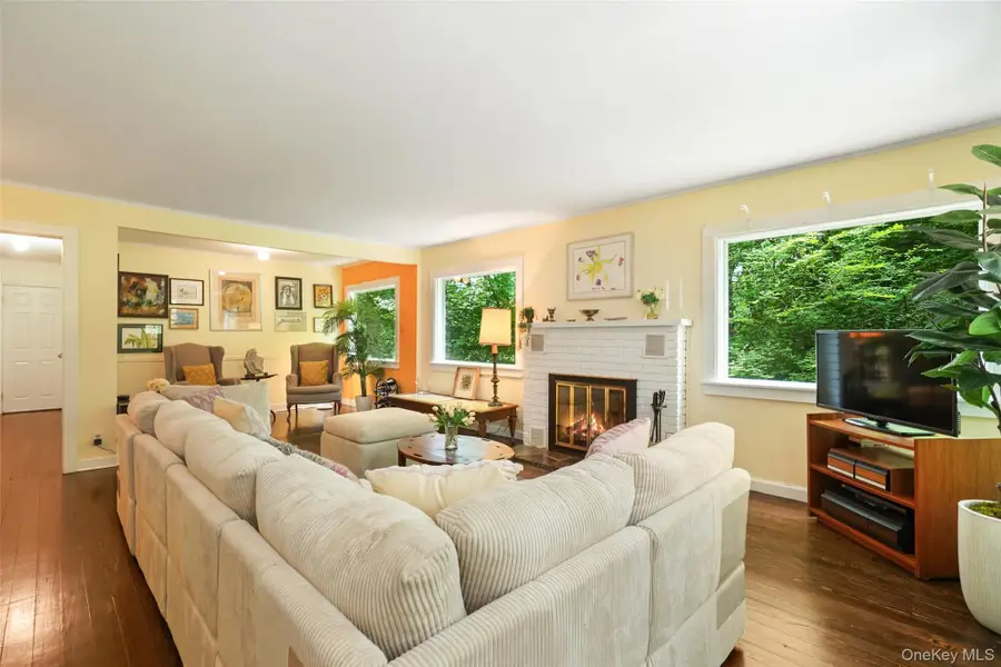 1017 Quaker Bridge Road E, Cortlandt, NY 10567 - #2