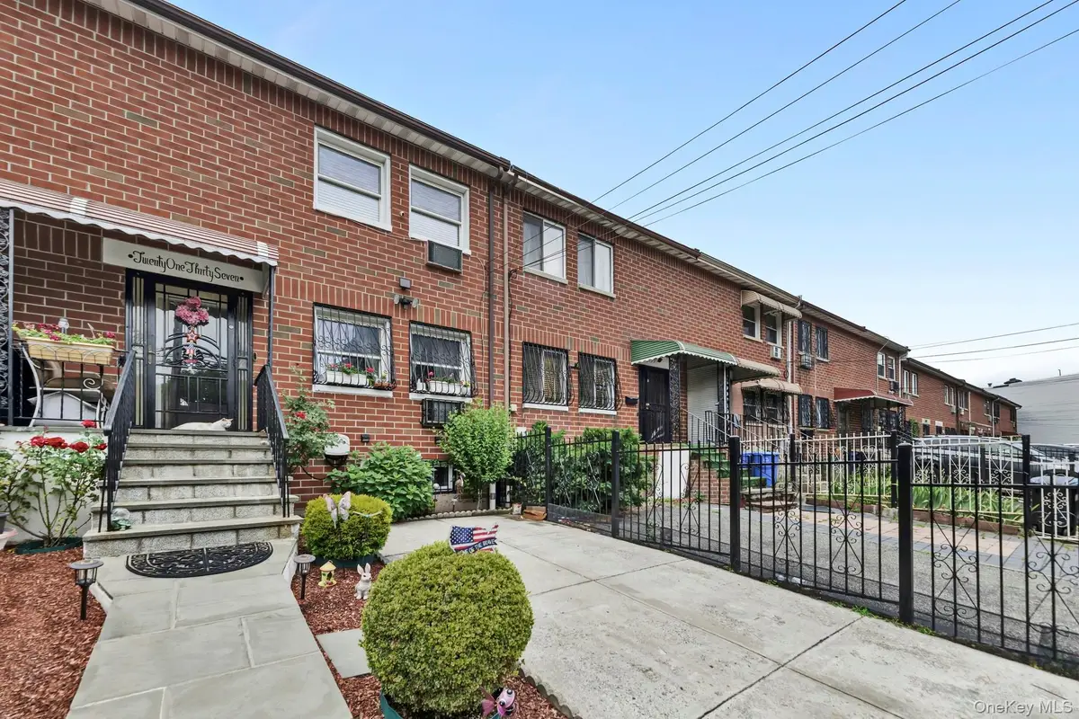 2137 Clinton Avenue, Bronx, NY 10457 - #1