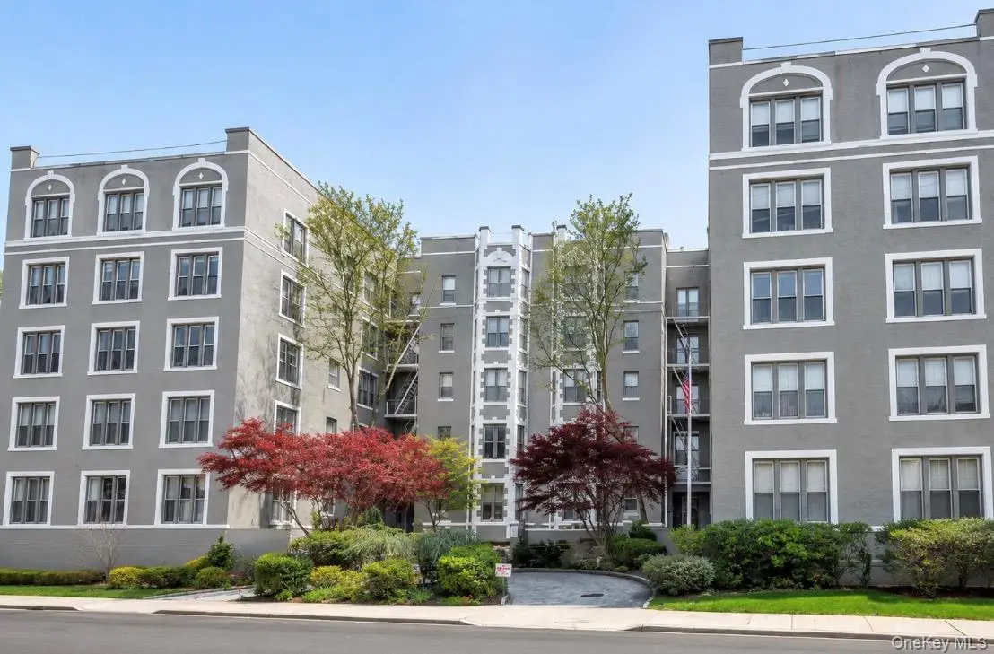 1175 E Broadway #1G, Hewlett, NY 11557 - #1