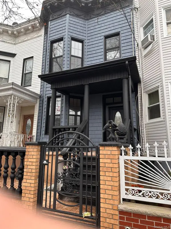 80 Autumn Avenue, Brooklyn, NY 11208